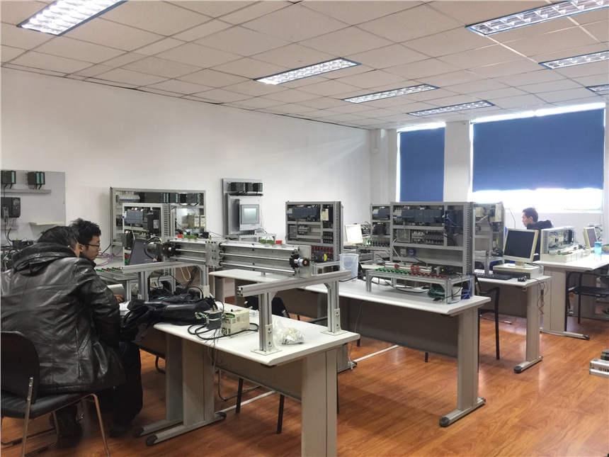 PLC技术在能源管理中的应用培训_plc在工程应用中的探索与思考