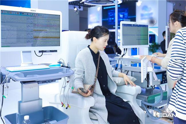 AI医疗在患者监护中的应用_ai在医疗领域的应用国内外现状