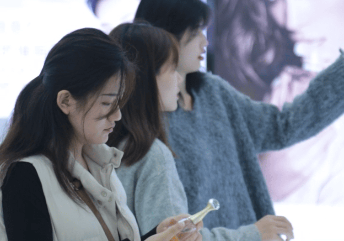 深度学习在个性化购物体验中的应用_个性化消费心理
