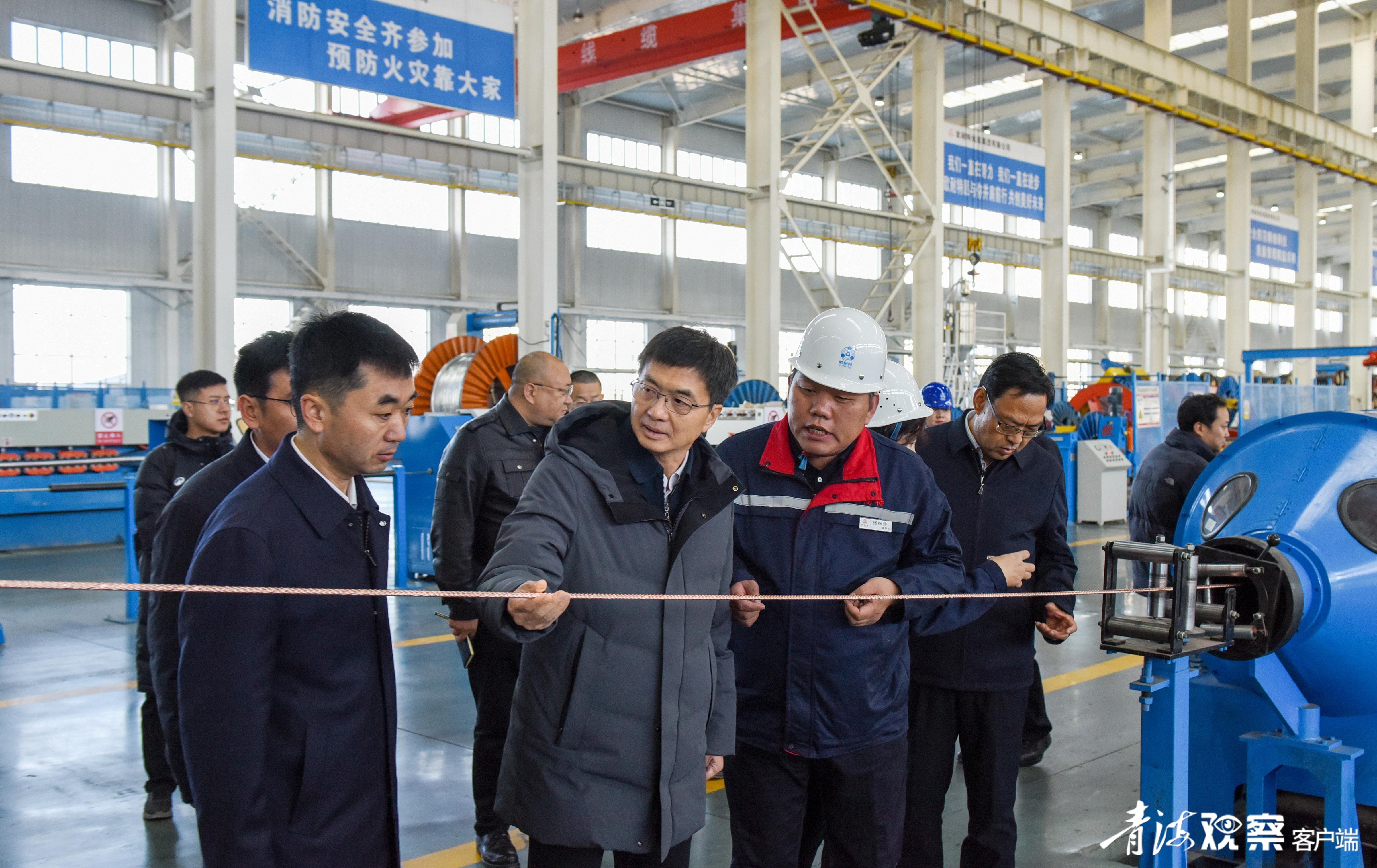 包含人形机器人在新型工业化建筑施工人员安全培训的应用​的词条
